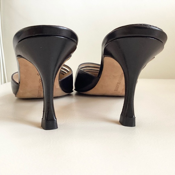 MANOLO BLAHNIK Jada 70 leather mules | NET-A-PORTER Manolo Blahnik Black Leather Heel Mules SZ 6.5/36.5